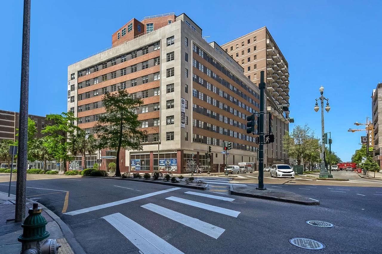 Spacious 4B Oasis Steps From French Quarter - Your Nola Dream Awaits! New Orleans  Kültér fotó
