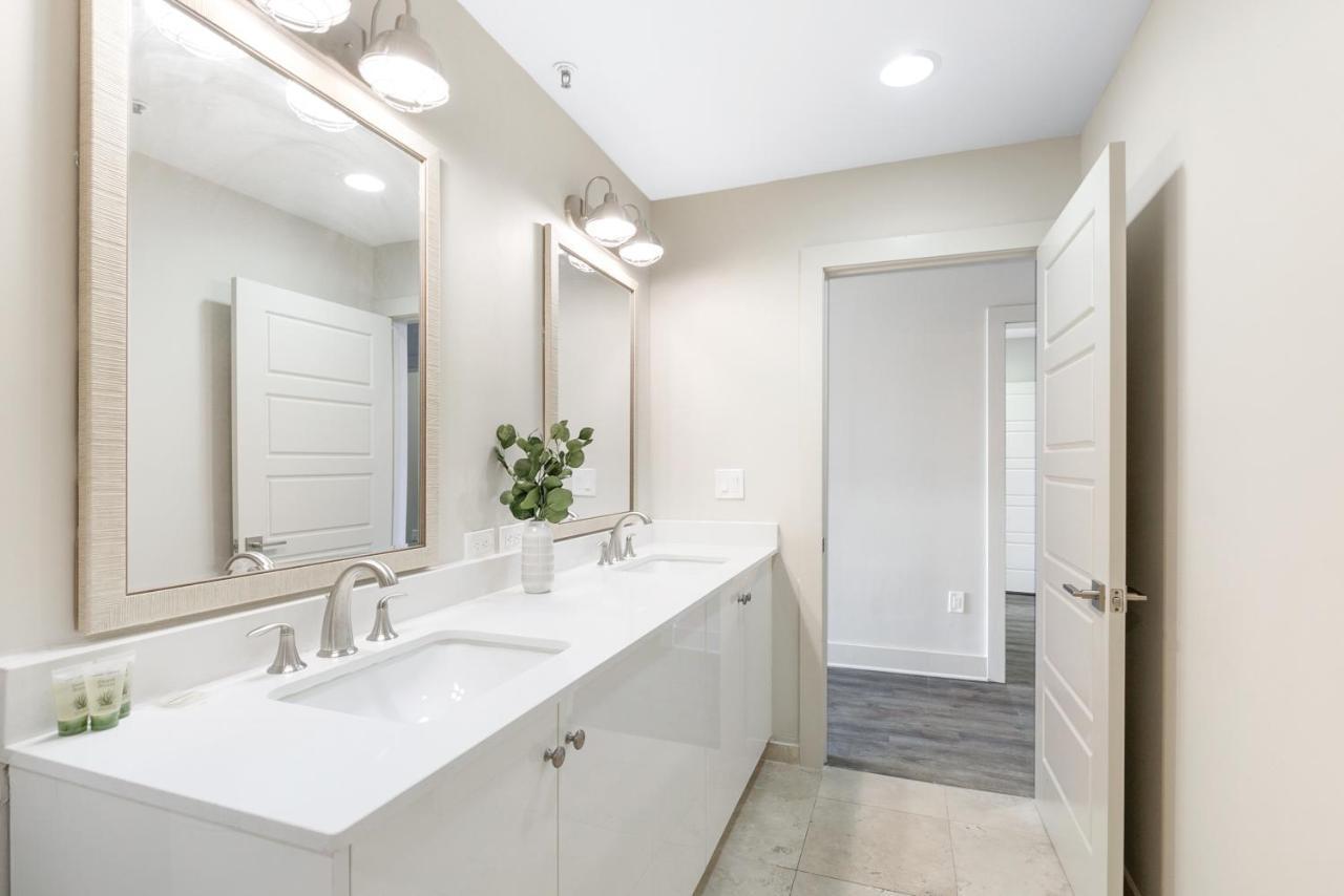 Spacious 4B Oasis Steps From French Quarter - Your Nola Dream Awaits! New Orleans  Kültér fotó