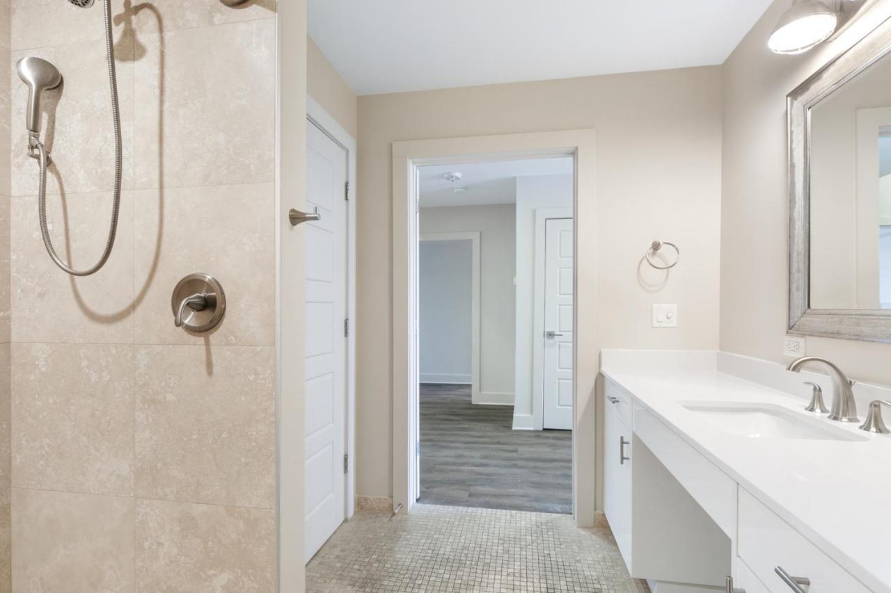 Spacious 4B Oasis Steps From French Quarter - Your Nola Dream Awaits! New Orleans  Kültér fotó